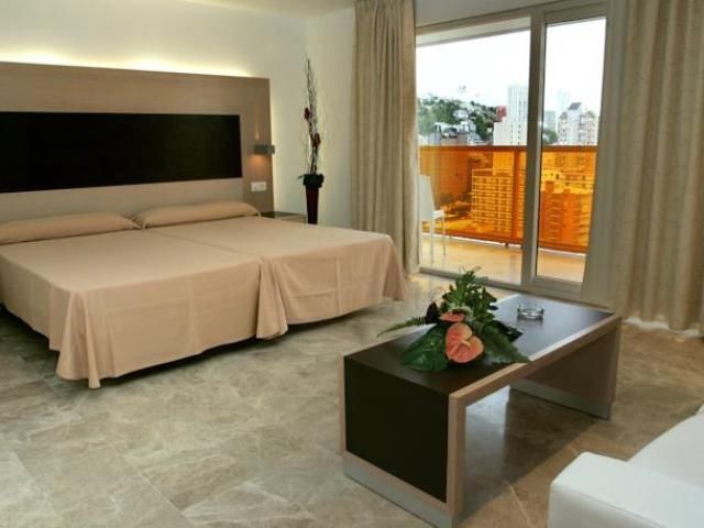 Hotel & Dynastic Benidorm