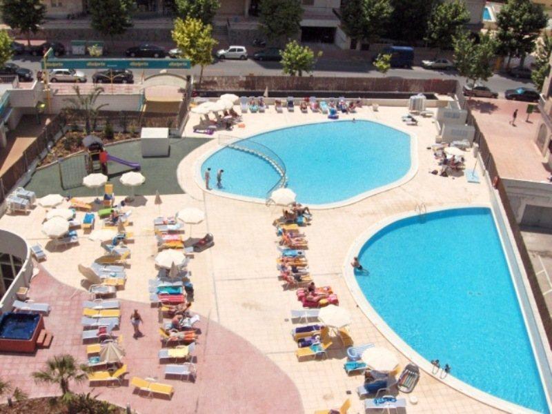 & Dynastic Hotel 4*