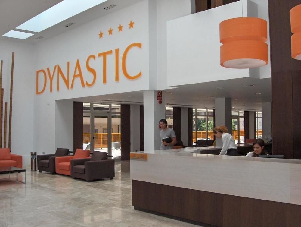 & Dynastic Hotel 4*